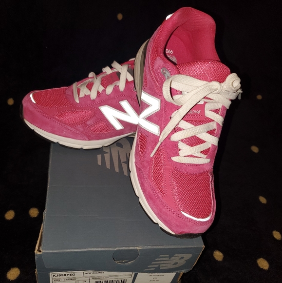 New Balance - Picture 3 of 3